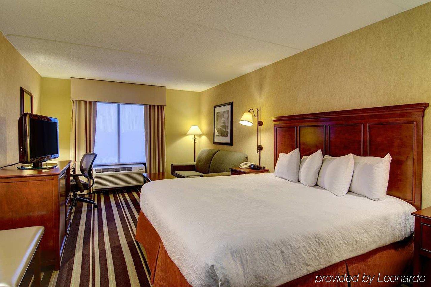 Hampton Inn Washington-Dulles International Airport South Шантіллі Екстер'єр фото